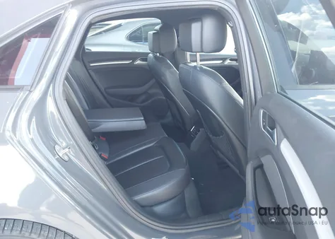 2017 Audi A3 2.0T Premium из США, поврежденный, VIN WAUAUGFF3H1047183